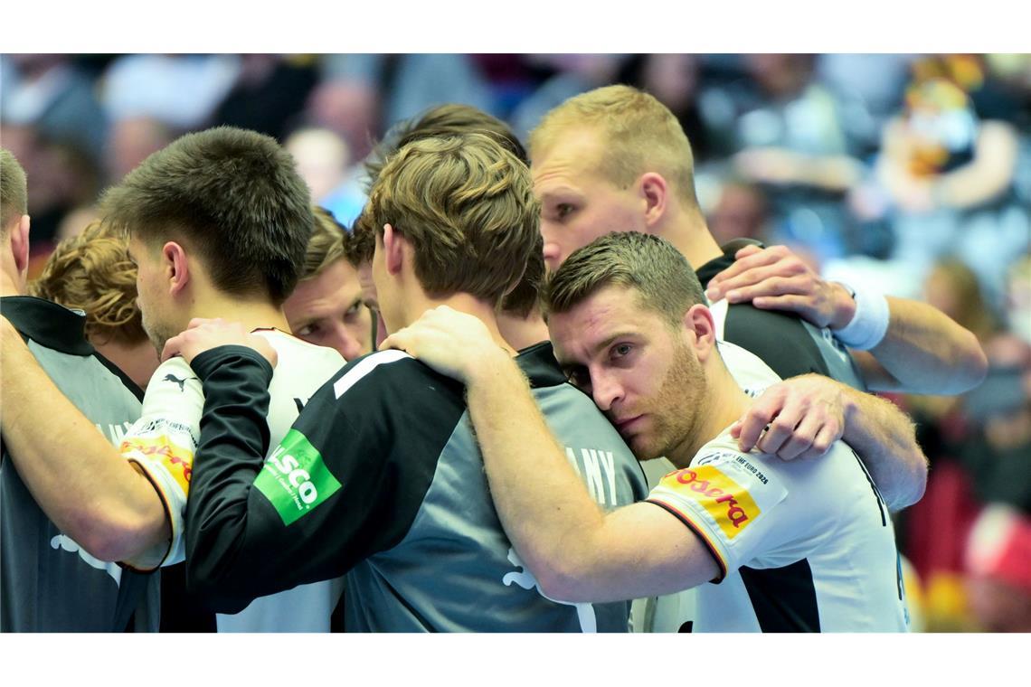 Ratlos und enttäuscht: Deutschlands Handballer nach dem zweiten EM-Spiel.