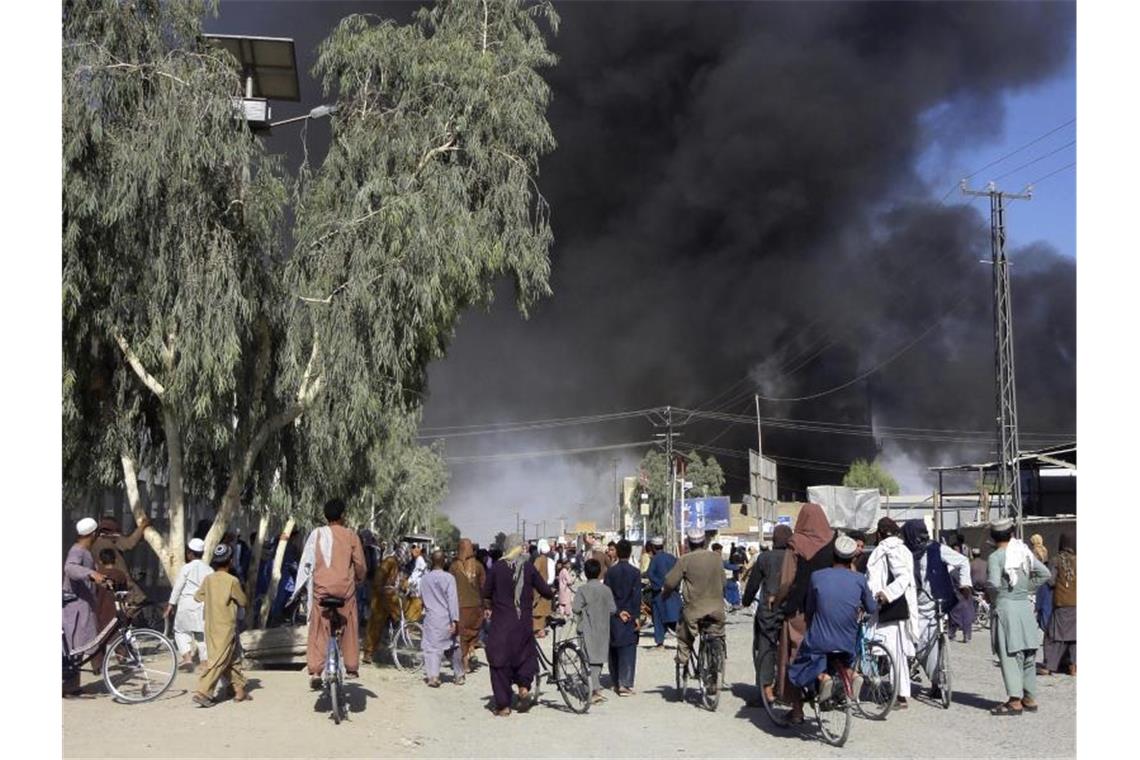 Großstadt Masar-i-Scharif fällt in die Hände der Taliban