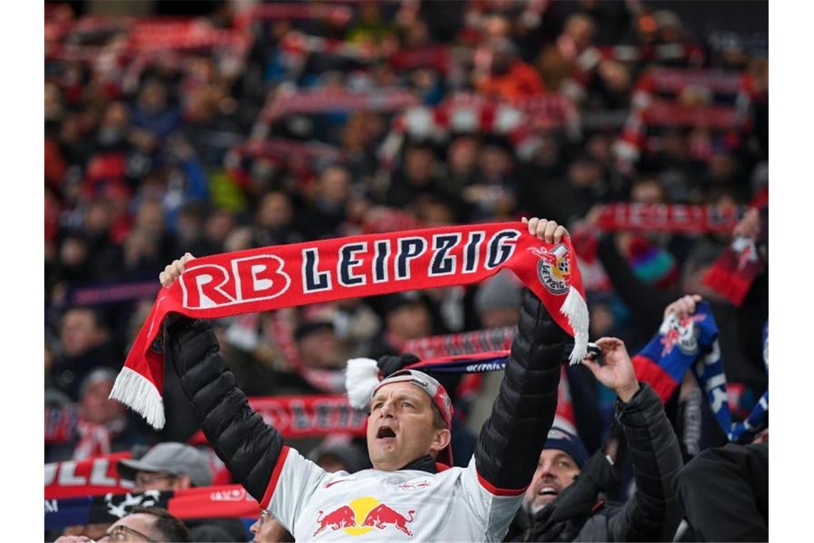 RB Leipzig kann zum Bundesliga-Auftakt Zuschauer ins Stadion lassen. Foto: Hendrik Schmidt/dpa-Zentralbild/ZB