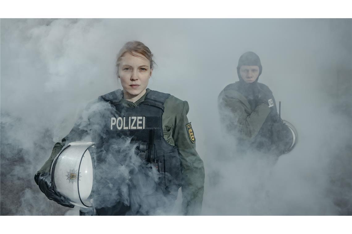 Rebecca Henselmann, dargestellt von Magdalena Laubisch, heißt im SWR-Thriller „Die Nichte des Polizisten“ die 2007 in Heilbronn ermordete Polizistin Michèle Kiesewetter.