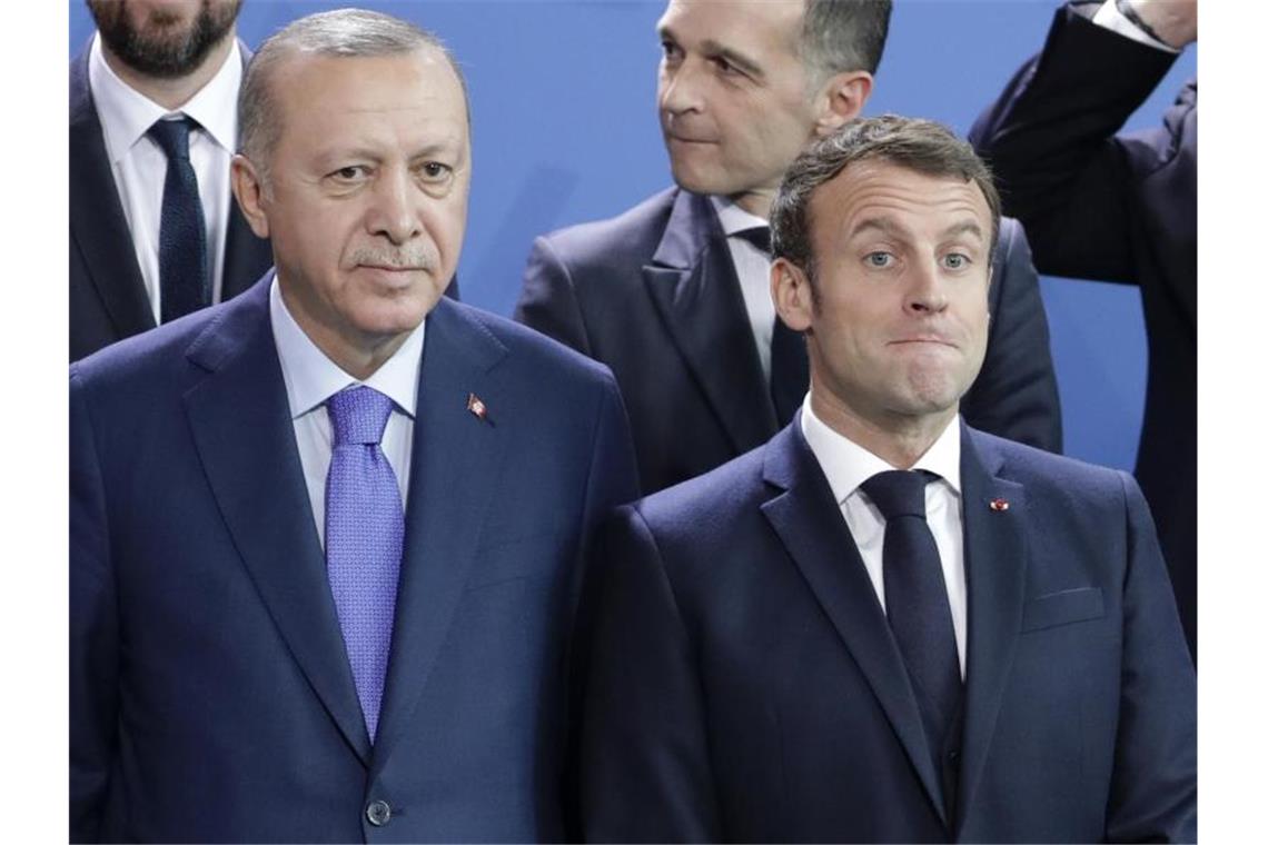 Mehrere arabische Länder boykottieren Frankreich Recep Tayyip Erdogan (l) und Emmanuel Macron bei einem Treffen im Januar. Foto: Michael Sohn/AP/dpa
