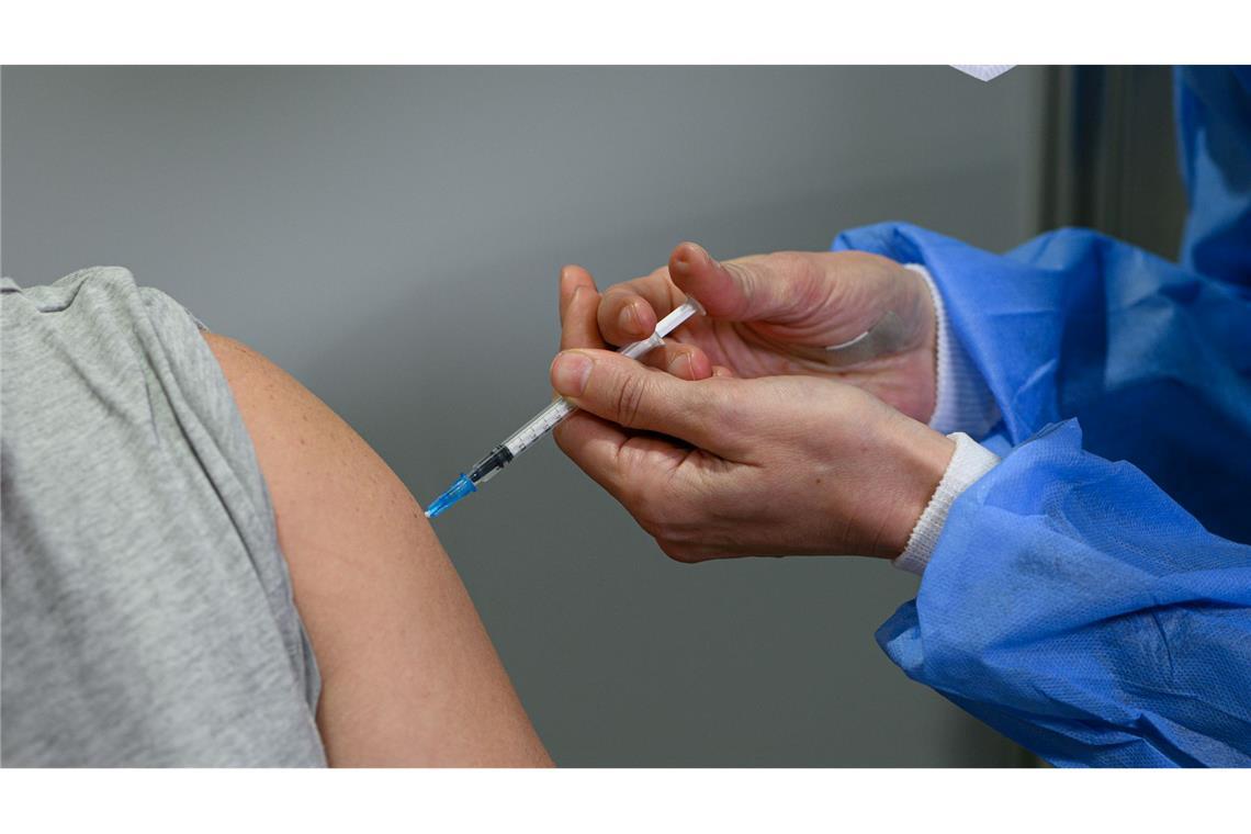 Zweimal Piks im gleichen Arm: Bessere Wirkung bei Impfungen