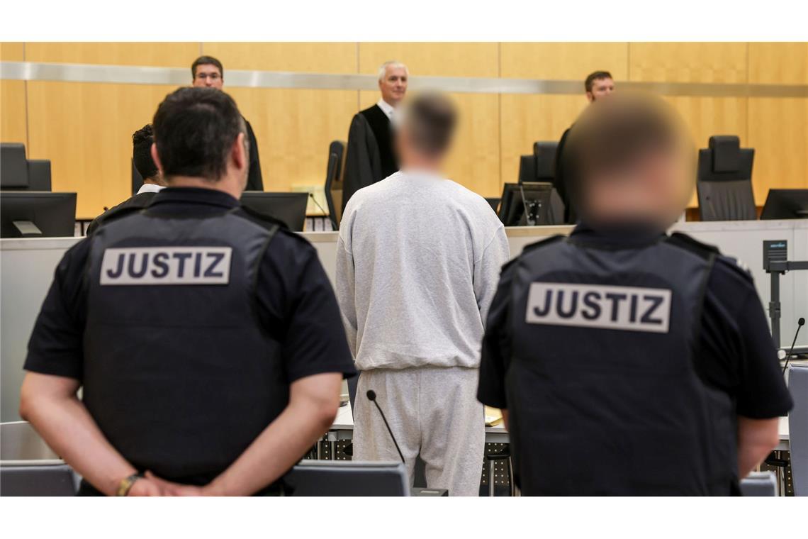 Rechtsradikaler soll im Darknet zu Mordanschlägen auf Politiker aufgerufen haben. (Archivbild)
