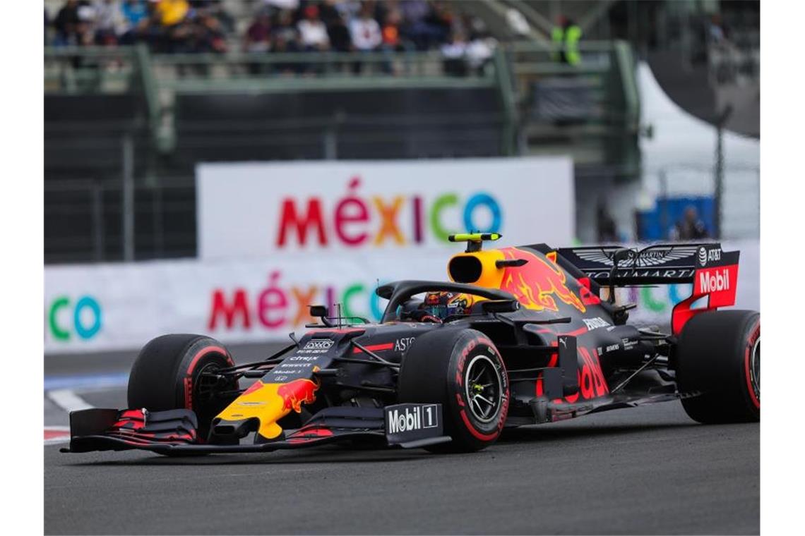 Red Bull-Pilot Max Verstappen musste die Pole Position in Mexiko nach einer Strafe wieder abgeben. Foto: Isaías Hernández/NOTIMEX/dpa