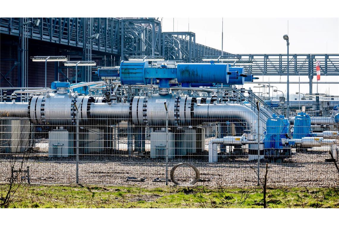 Reduzierte Füllziele für Gasspeicher könnten nach Einschätzung der EU-Kommission den Preisanstieg bremsen. (Archivbild)