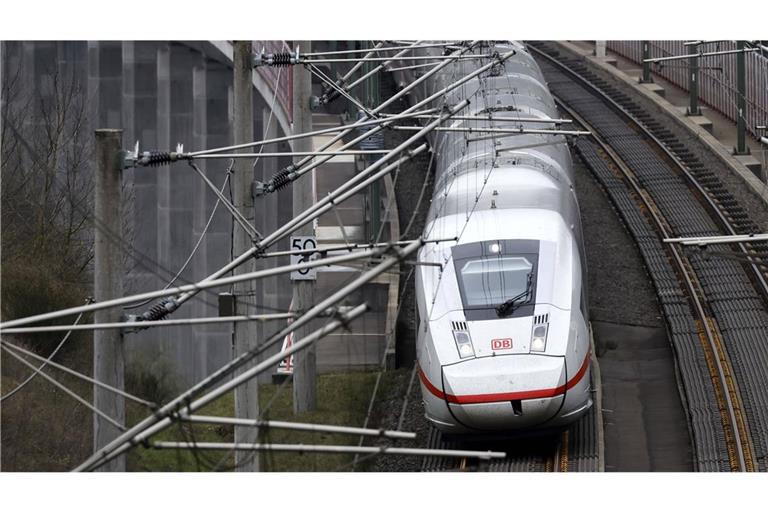 Regionalzüge und ICE-Verbindungen zwischen München und Stuttgart fahren im Moment nicht durch Ulm (Symbolfoto).