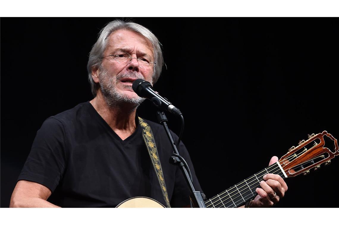 Reinhard Mey hat das Lied „Nein, meine Söhne geb’  ich nicht“ im Jahr 1986 geschrieben.