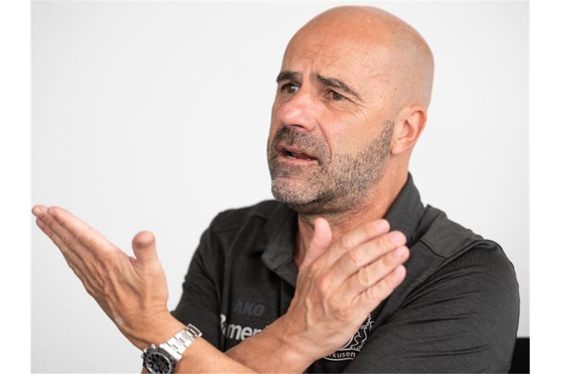 Reiste mit einem Feyenoord-Fan einst nach Südamerika: Leverkusen-Coach Peter Bosz. Foto: Marius Becker/dpa