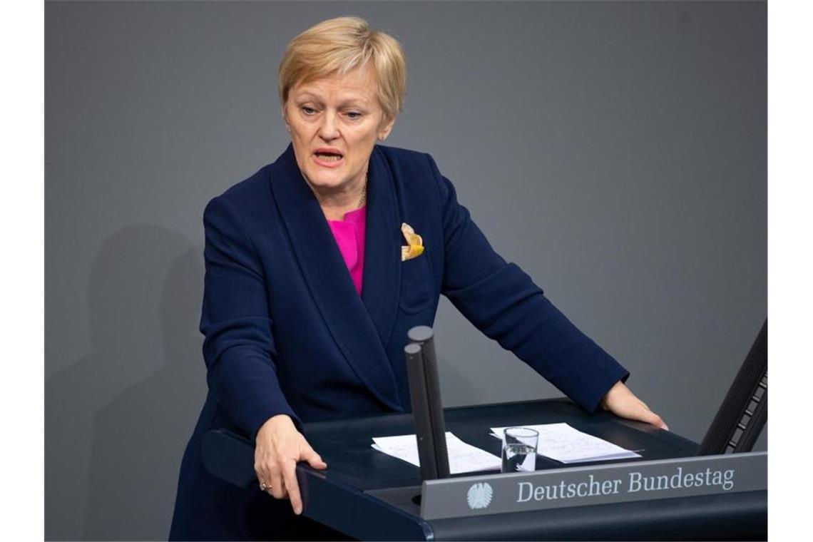 Renate Künast Mitte März bei einer Rede im Bundestag. Foto: Monika Skolimowska/zb/dpa