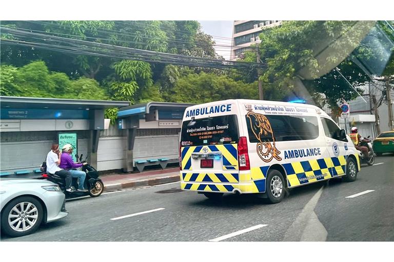 Rettungskräfte brachten das Baby in ein Krankenhaus.