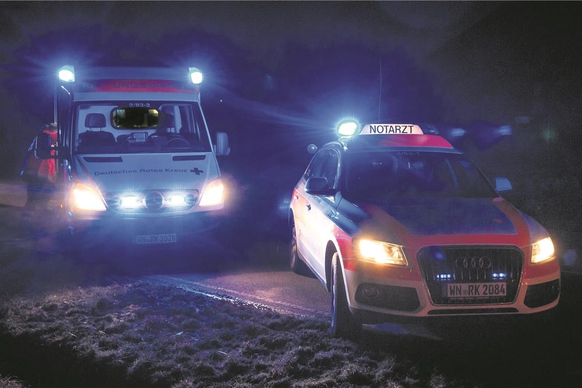 Rettungskräfte haben das Mädchen noch reanimieren können. Symbolfoto: A. Becher