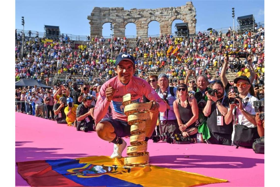 Vom Bauernsohn zum Triumphator: Carapaz lässt Ecuador feiern Richard Carapaz lässt mit seinem Giro-Sieg ganz Ecuador jubeln. Foto: Alessandro Di Meo/ANSA/AP