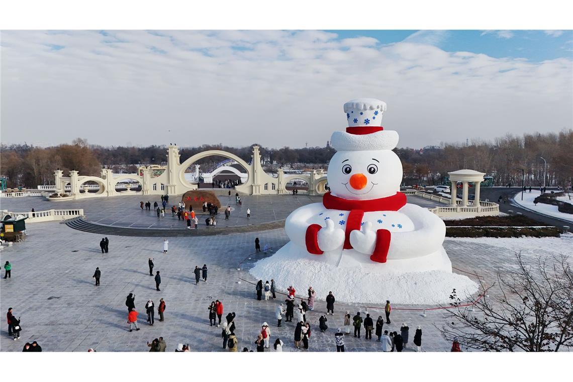 Bilder des Tages Riesenschneemann in China