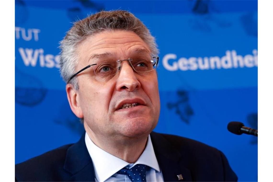 RKI: Maßnahmen zeigen Wirkung - noch keine Entwarnung RKI-Präsident Lothar H. Wieler bei einer Pressekonferenz zum Stand der Verbreitung des Coronavirus in Deutschland. Foto: Michele Tantussi/X03942/REUTERS