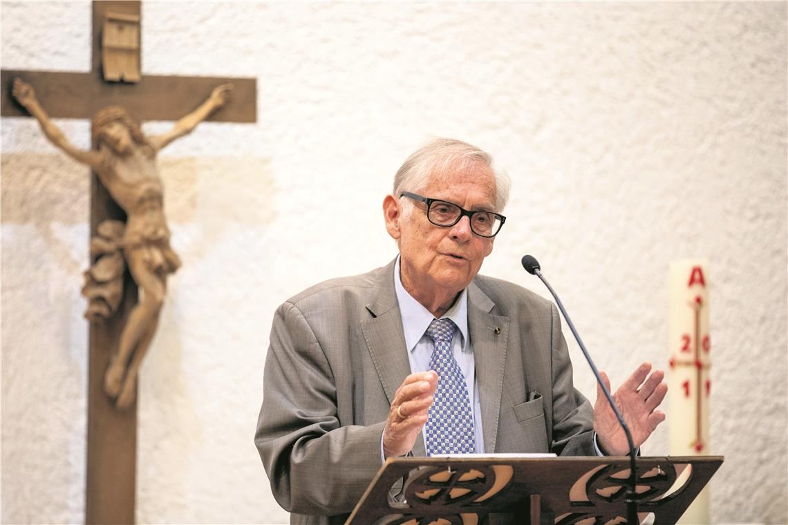 Robert Antretter, ehemaliger Bundestagsabgeordneter, spricht auch bei „Kirche im Dialog“ klar aus, was er denkt. Foto: A. Becher