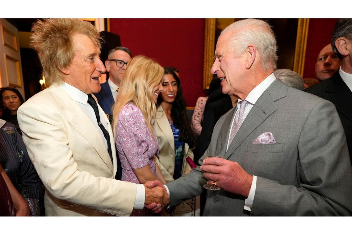 Rod Stewart wird Botschafter für royale Stiftung Rod Stewart (l) traf König Charles III. im Sommer. (Archivbild
