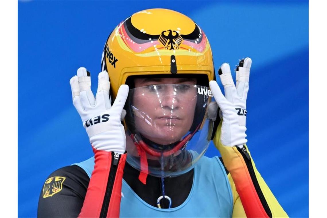 Das war die Olympia-Nacht Rodel-Ass Natalie Geisenberger ist im Training gestürzt. Foto: Robert Michael/dpa-Zentralbild/dpa