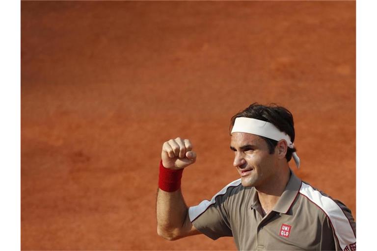 Roger Federer fordert Rafael Nadal heraus. Foto: Jean-Francois Badias/AP