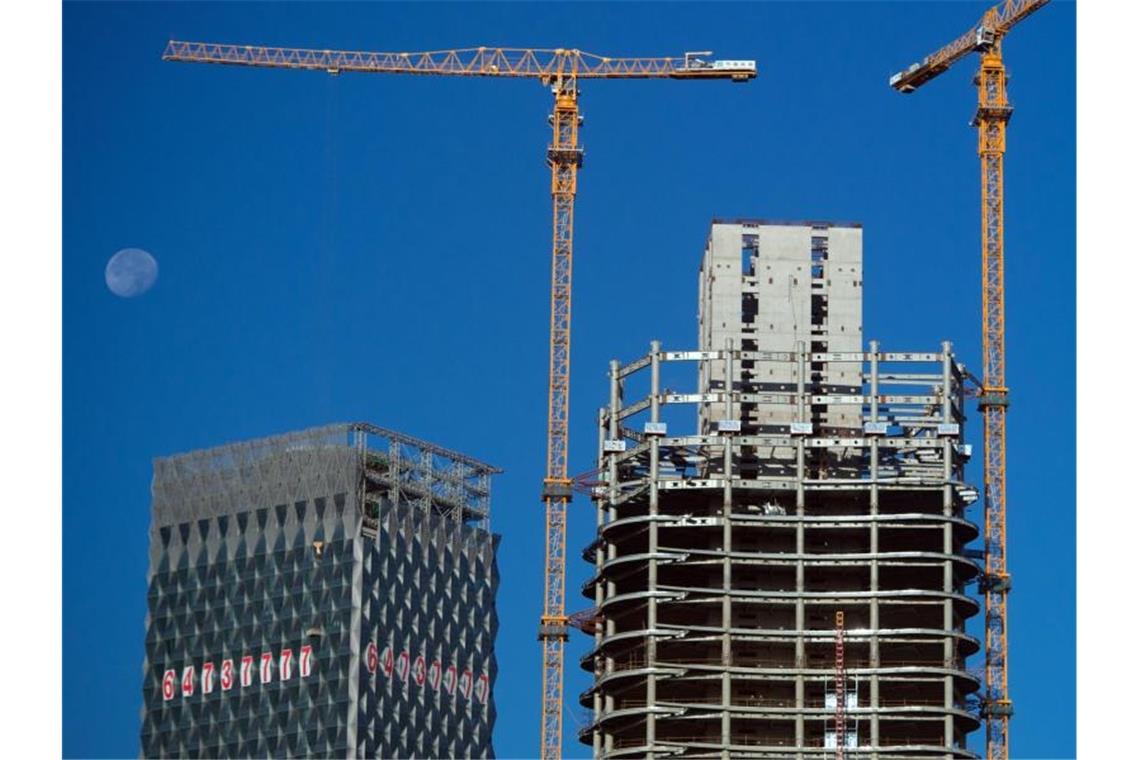 Evergrande rutscht noch tiefer in die Krise Rohbauten in Peking. Foto: picture alliance / dpa