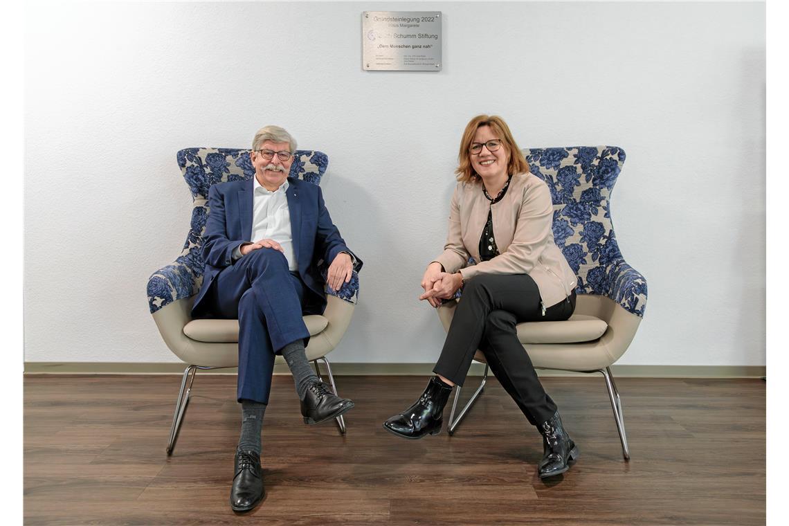 Führungswechsel bei der Erich-Schumm-Stiftung Murrhardt Rolf Barreuther hat inzwischen an Verena Ortmann weitergegeben.