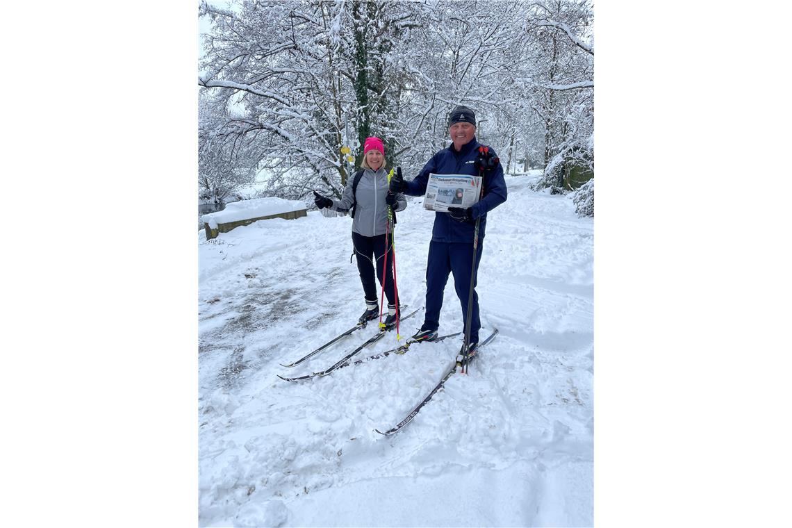 Rolf Hettich mit seiner Frau Gudrun am Montagmorgen am Murrufer. Sie holten sich...