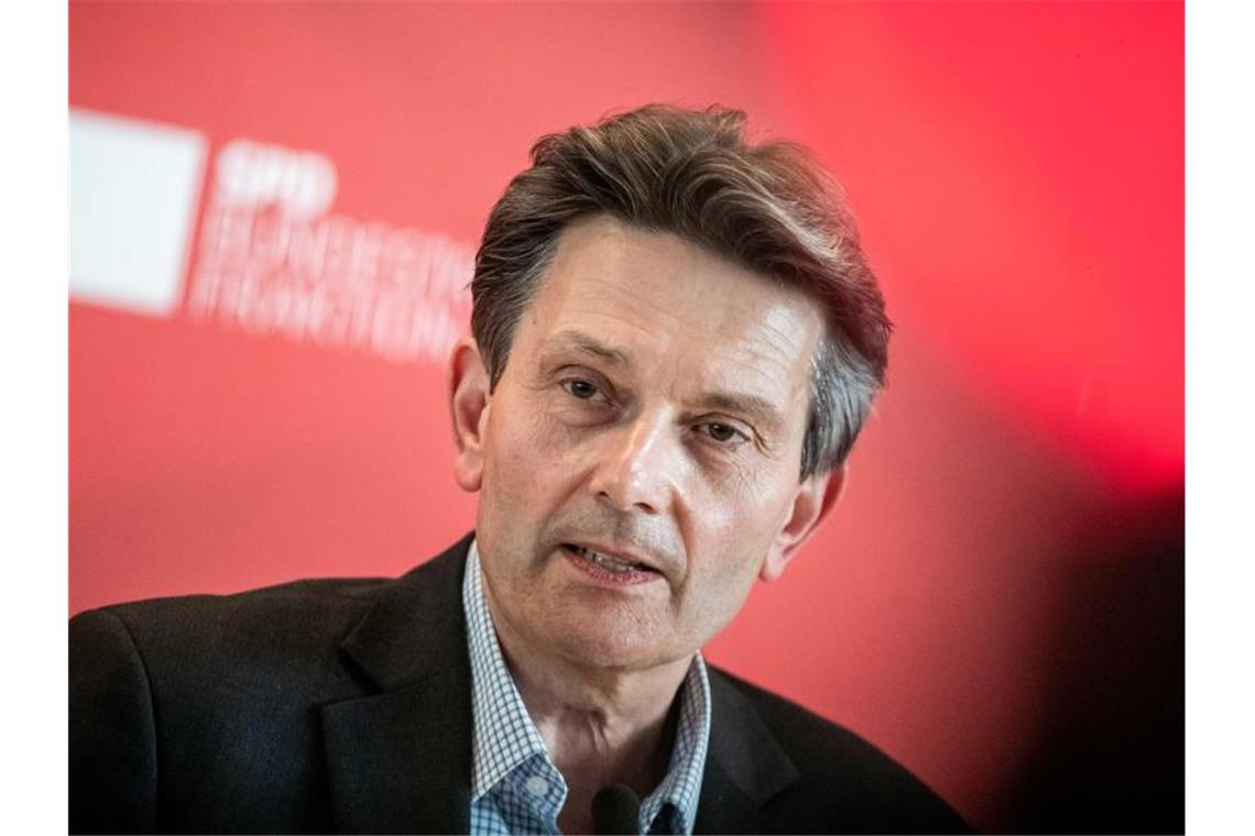 Rolf Mützenich, das dienstälteste SPD-Vorstandsmitglied, übernahm das Amt des Fraktionschefs kommissarisch. Foto: Michael Kappeler