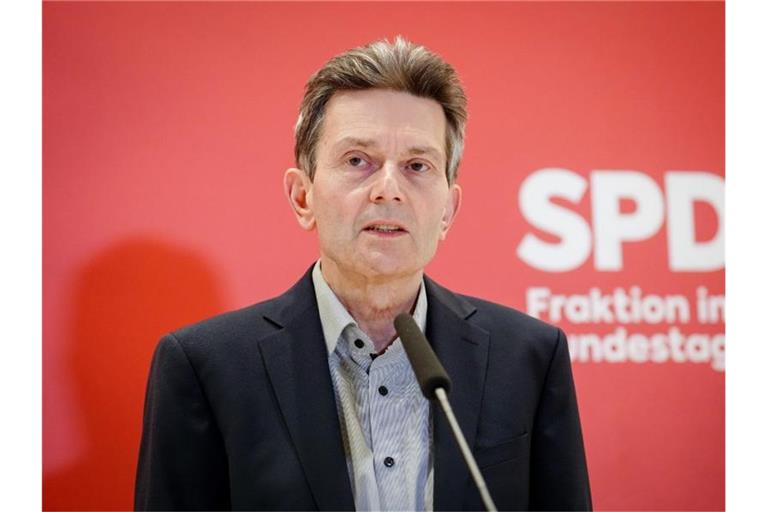 Rolf Mützenich: „Wir werden das im März abgeschlossen haben.“. Foto: Kay Nietfeld/dpa