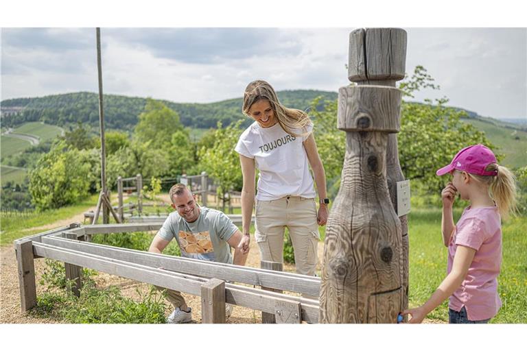 Rollender Spaß auf der Holzkugelbahn in Kernen.
