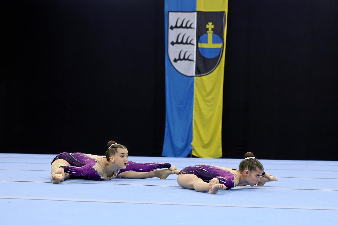 Romy Höfgen (links) und Sara Hitzel von der SKG Erbstetten greifen nach dem Ticket für die Weltmeisterschaft der Juniorinnen in Italien im September. Foto: Alexander Becher