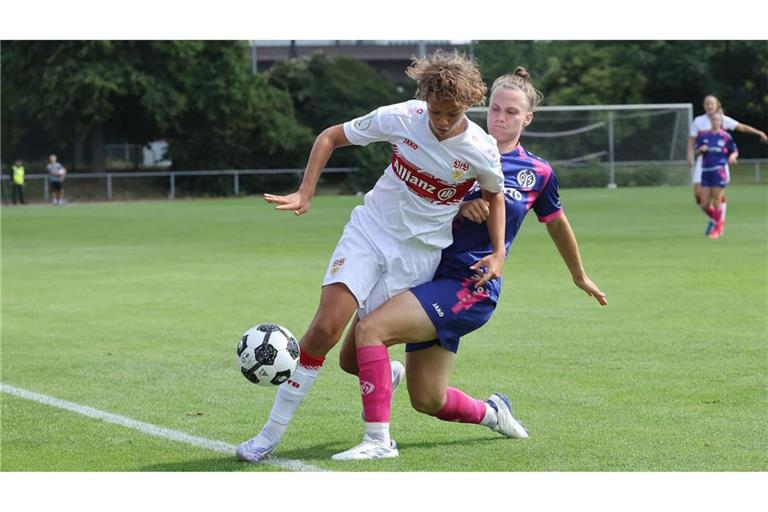 Rosa Rückert vom VfB Stuttgart kann auf dem Spielfeld besondere Momente kreieren. Zuletzt musste sie aber lange pausieren.