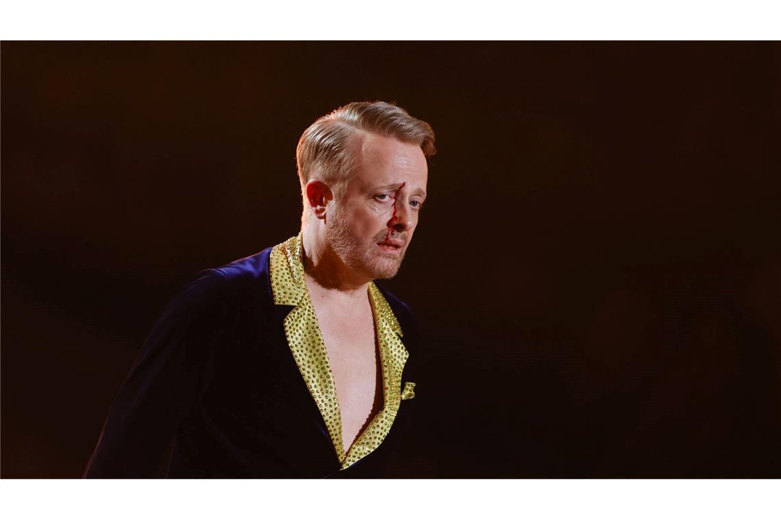 Ross Antony tanzt in der RTL-Tanzshow „Let's Dance“ im Coloneum und hat sich eine blutende Wunde zugezogen.