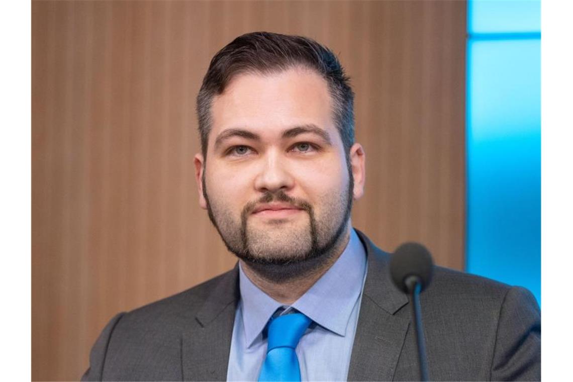Gericht: AfD-Abgeordneter muss Corona-Testpflicht hinnehmen