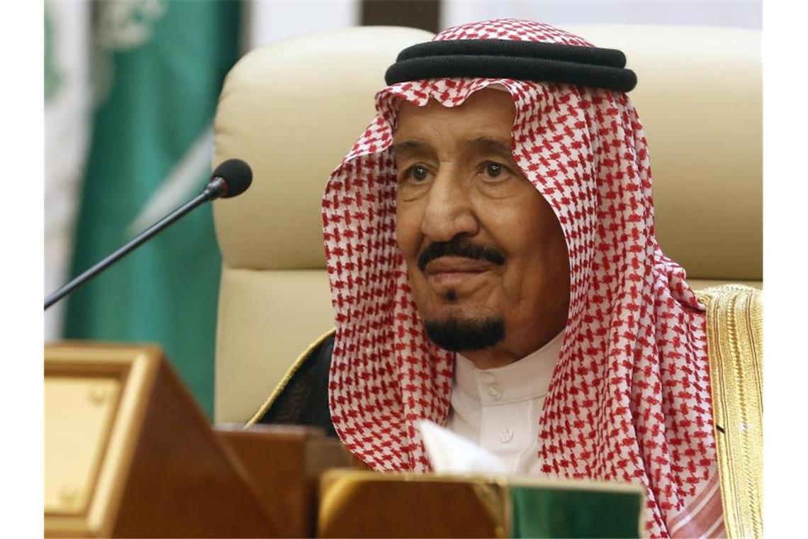 IAEA-Bericht: Iran hält Atom-Vorgaben ein Ruft die internationale Gemeinschaft auf, die „zerstörerischen“ Aktivitäten seines Erzrivalen Iran zu stoppen: der saudi-arabische König Salman. Foto: Amr Nabil/AP