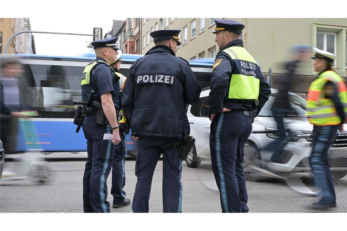 Rund 40 Objekte wurden durchsucht.