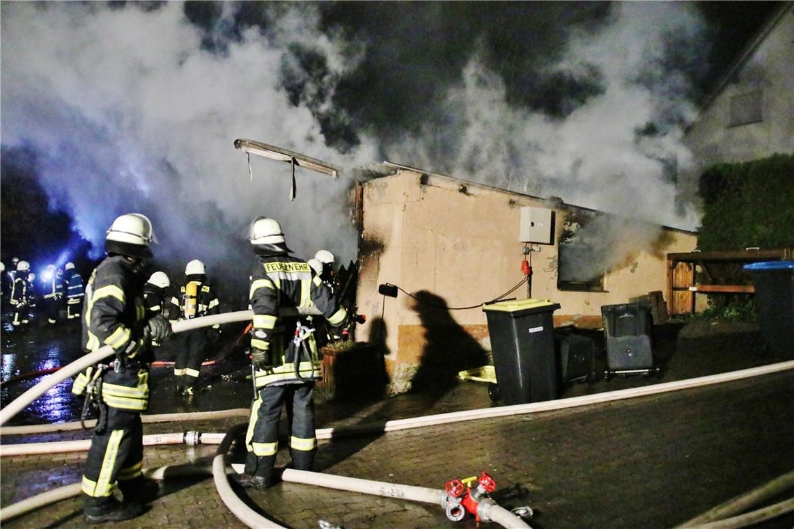 Hoher Schaden bei Scheunenbrand in Schlechtbach Rund 60000 Euro Schaden ist beim Brand einer Scheune in Schlechtbach entstanden. Foto: 7aktuell/Kevin Lermer