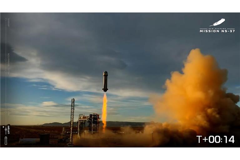 Rund elf Minuten waren die beiden Deutschen im All.