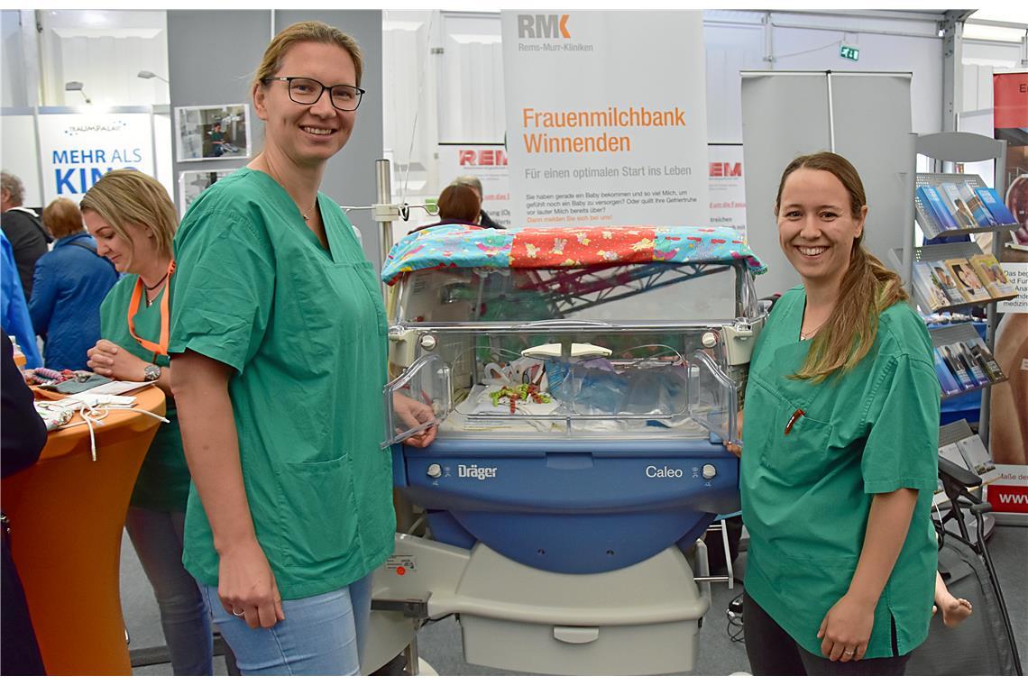 Rund um das Thema Geburt geht es am Stand der Rems-Murr-Kliniken. Leistungs- und...