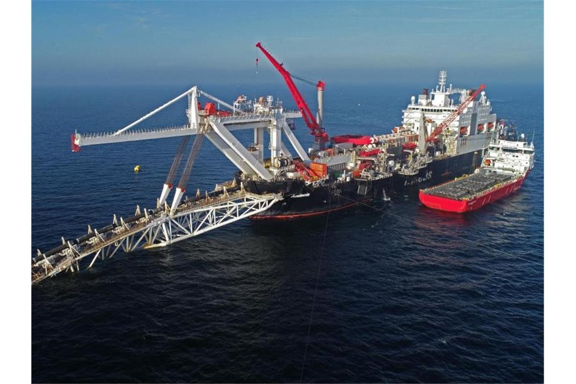 US-Senator: Berlins Russland- und China-Politik bedroht Nato Russland will künftig die Ostseepipeline Nord Stream 2, deren Bau im Moment durch US-Sanktionen lahmgelegt ist, für direkte Lieferungen nach Deutschland nutzen. Foto: Bernd Wüstneck/dpa