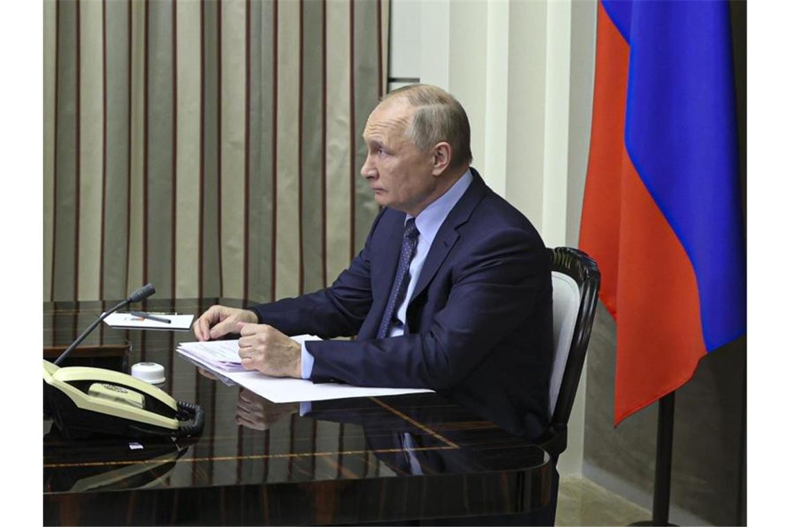 Russlands Präsident Wladimir Putin bei einem Video-Telefonat mit US-Präsident Joe Biden. Foto: Mikhail Metzel/Pool Sputnik Kremlin/AP/dpa