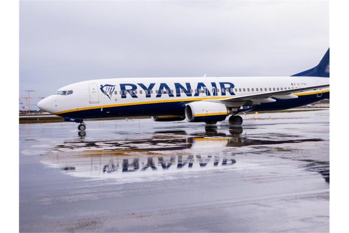 Corona-Krise trifft Ryanair noch schwerer Ryanair ist von der Krise noch schwerer getroffen als bislang angenommen. Foto: Andreas Arnold/dpa