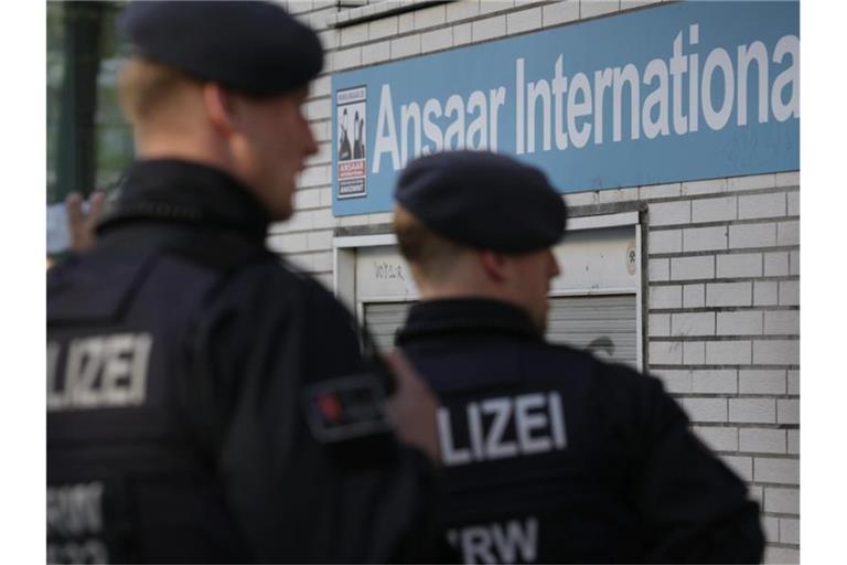 salafistischen Verein Ansaar International sowie mehrere Teilorganisationen der islamistischen Vereinigung verboten. Foto: Martin Gerten/dpa
