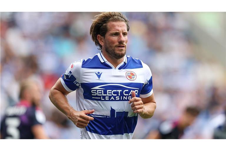 Sam Hutchinson erlitt einen Herzinfarkt - während des Spiels.