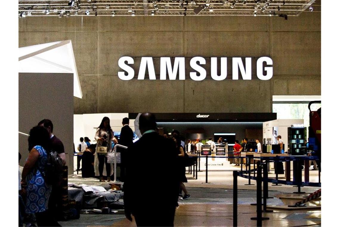 Samsung Electronics profitiert deutlich von den gestiegenen Preisen für Halbleiter. Foto: Carsten Koall/dpa