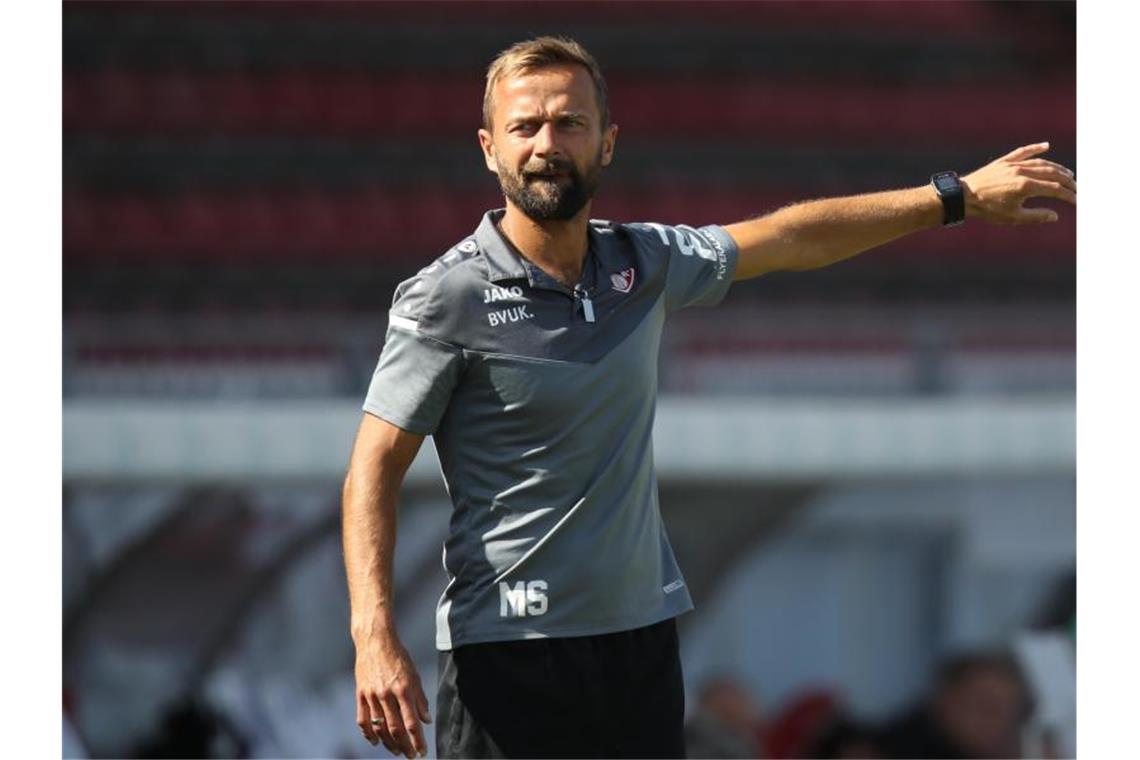 SV Sandhausen will mit Trainer Schiele Negativtrend stoppen Sandhausens neuer Trainer Michael Schiele. Foto: Daniel Karmann/dpa/Archivbild