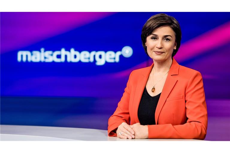 Sandra Maischberger diskutiert in ihrer ARD-Talkshow mit prominenten Gästen.
