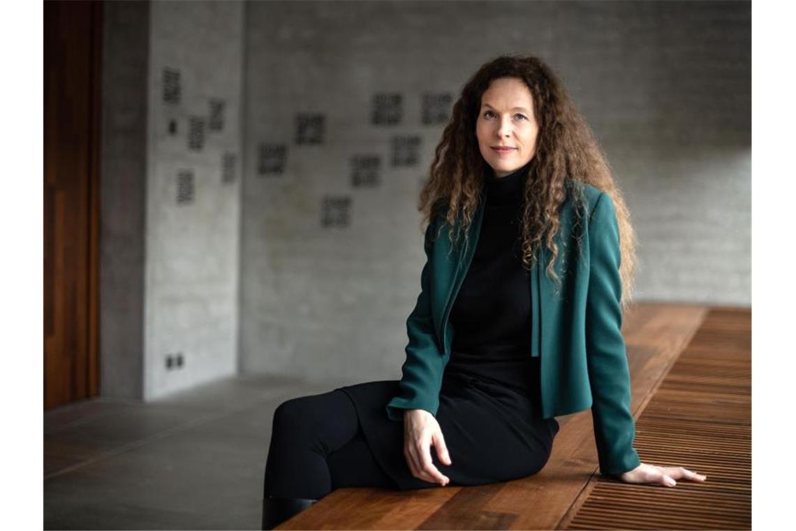 Hölderlin im zweiten Anlauf: Veranstaltungen verschoben Sandra Richter, Leiterin des Marbacher Literaturarchivs. Foto: Fabian Sommer/dpa/Archivbild