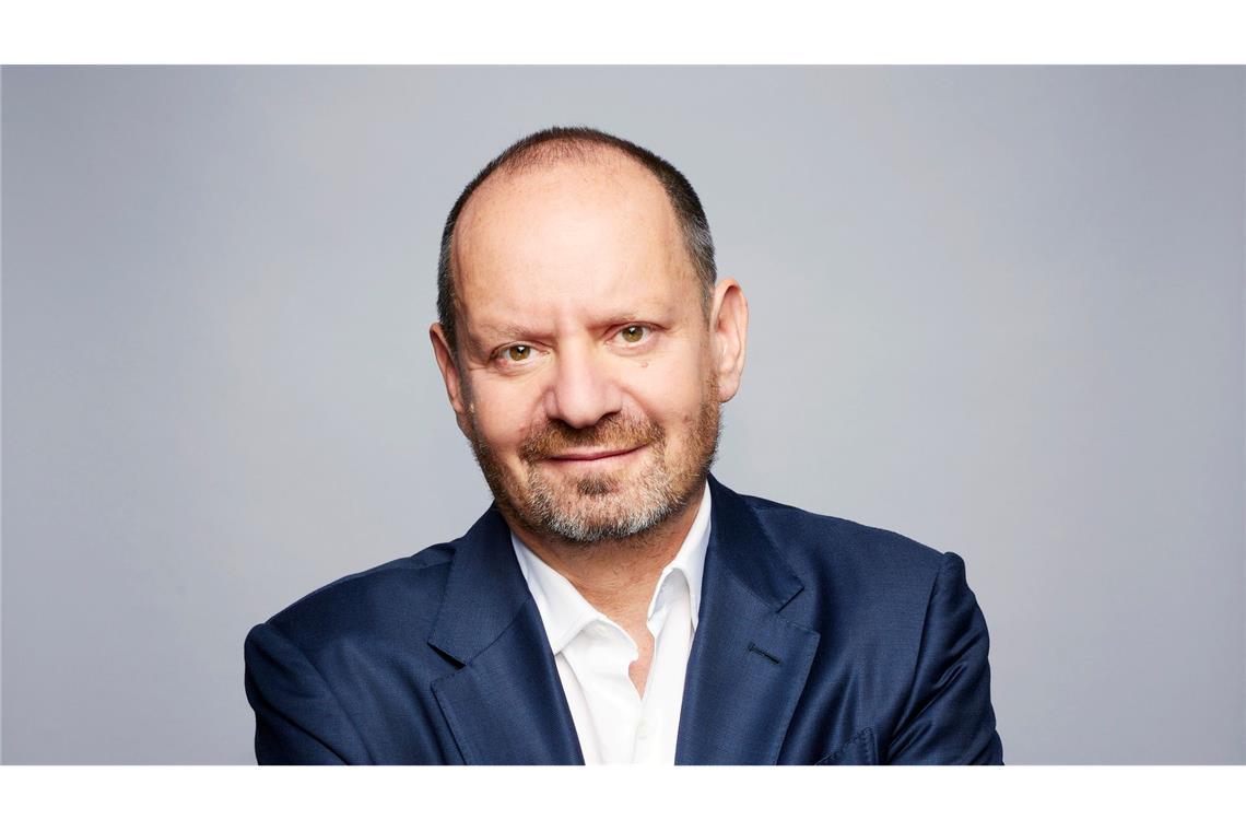 Sands arbeitet am Internationalen Gerichtshof in Den Haag und wirkte an bedeutenden Verfahren des internationalen Rechts mit.