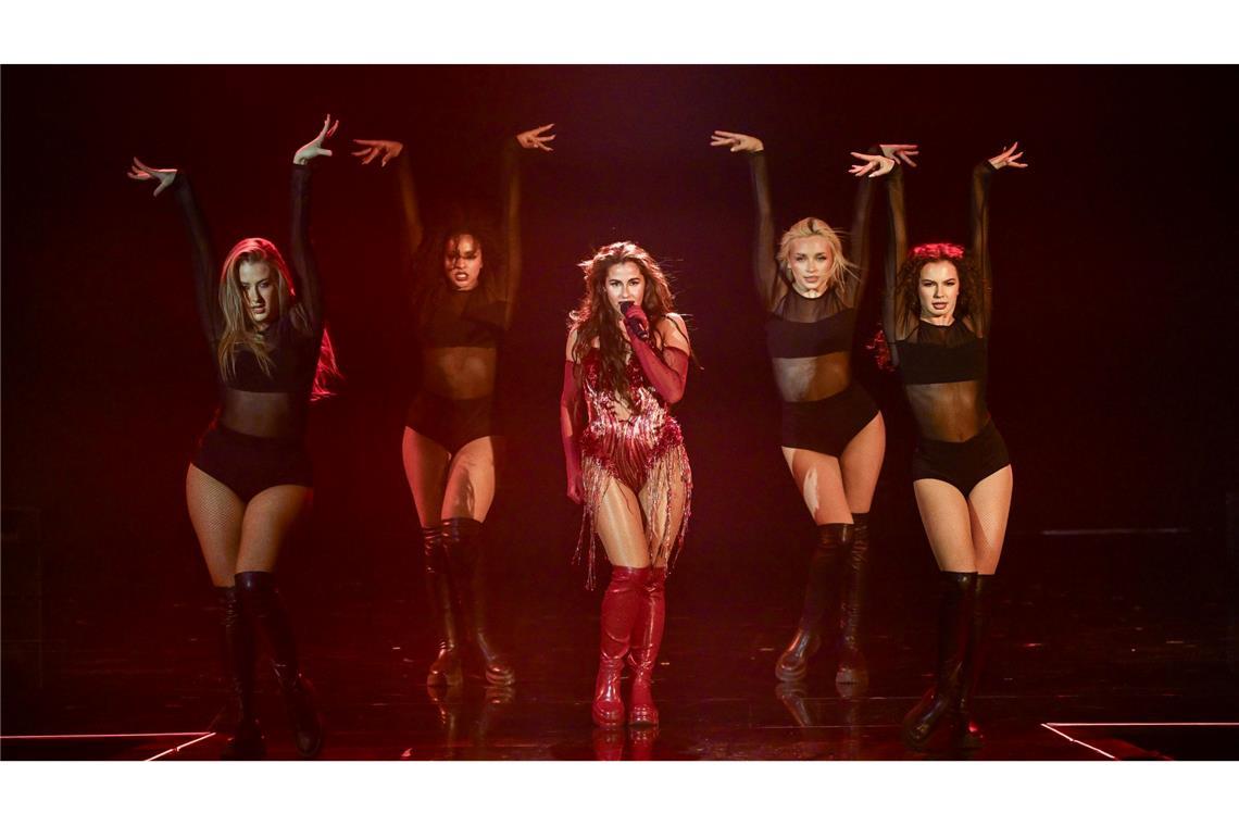 Sarah Engels überzeugte mit ihrem Lied "Fire" und einer aufwendigen Choreografie.