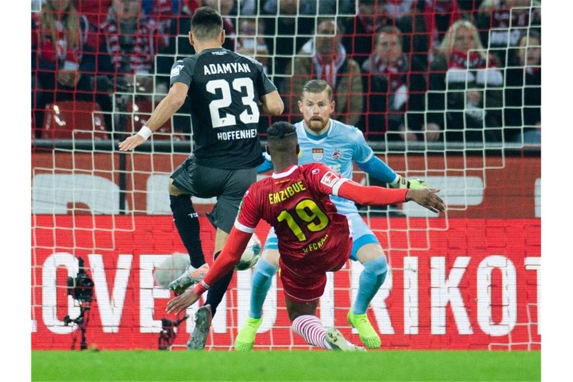 Köln mit Last-Minute-K.o. gegen 1899 - Sofortiges Veh-Aus Sargis Adamyan (23) brachte mit seinem Tor zum den 1:1 Hoffenheim in Köln auf die Siegerstraße. Foto: Rolf Vennenbernd/dpa