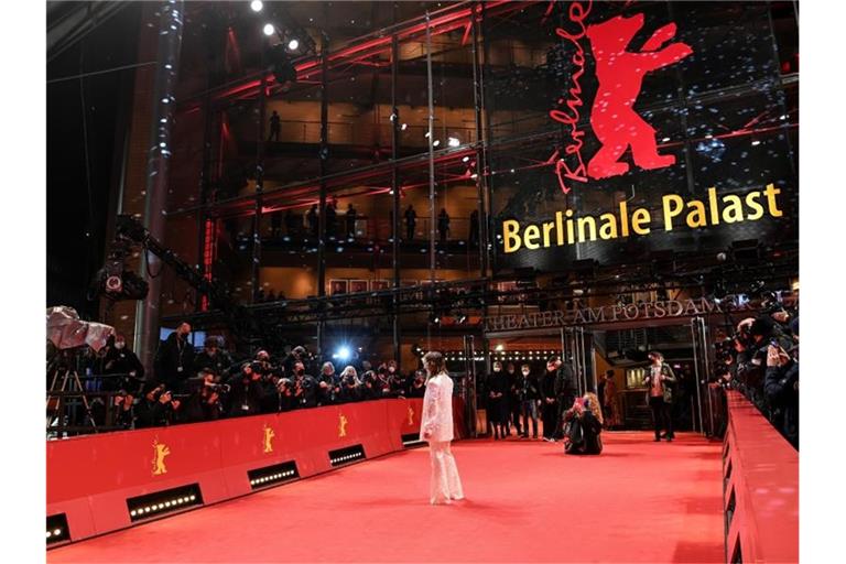 Schauspielerin Anne Ratte-Polle auf dem roten Teppich der Berlinale. Foto: Britta Pedersen/dpa-Zentralbild/dpa